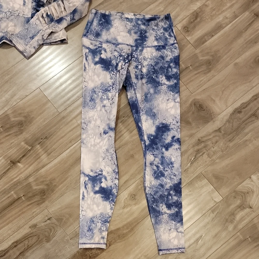 Blue and White Tie-Dye Women's Pants and Jacket Set - Picture 2 of 9